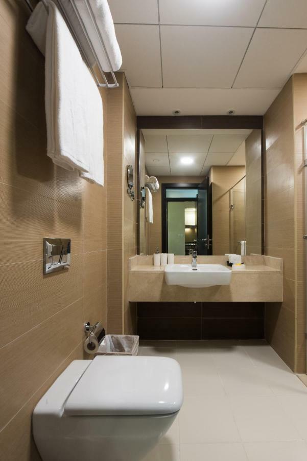 Fantastay Sparkle Tower One Bedroom Suite Marina View 두바이 외부 사진
