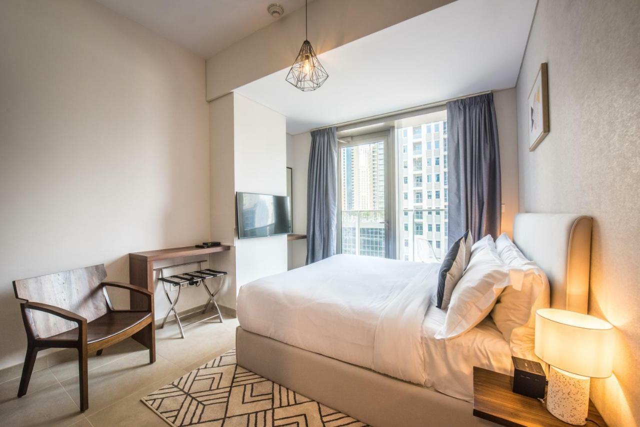 Fantastay Sparkle Tower One Bedroom Suite Marina View 두바이 외부 사진